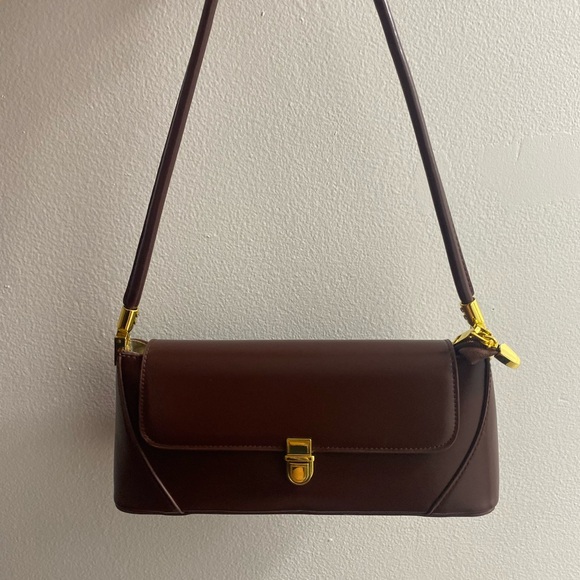 Handbags - Classic Brown Leather Shoulder Bag with Gold Hardware